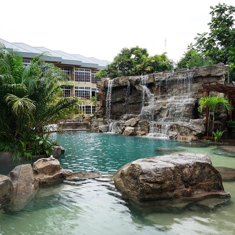 Jacana Amazon Wellness Resort 파라마리보 외부 사진